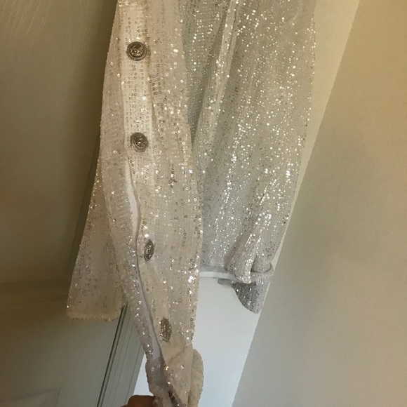 Clothes - Picture 4 of 5